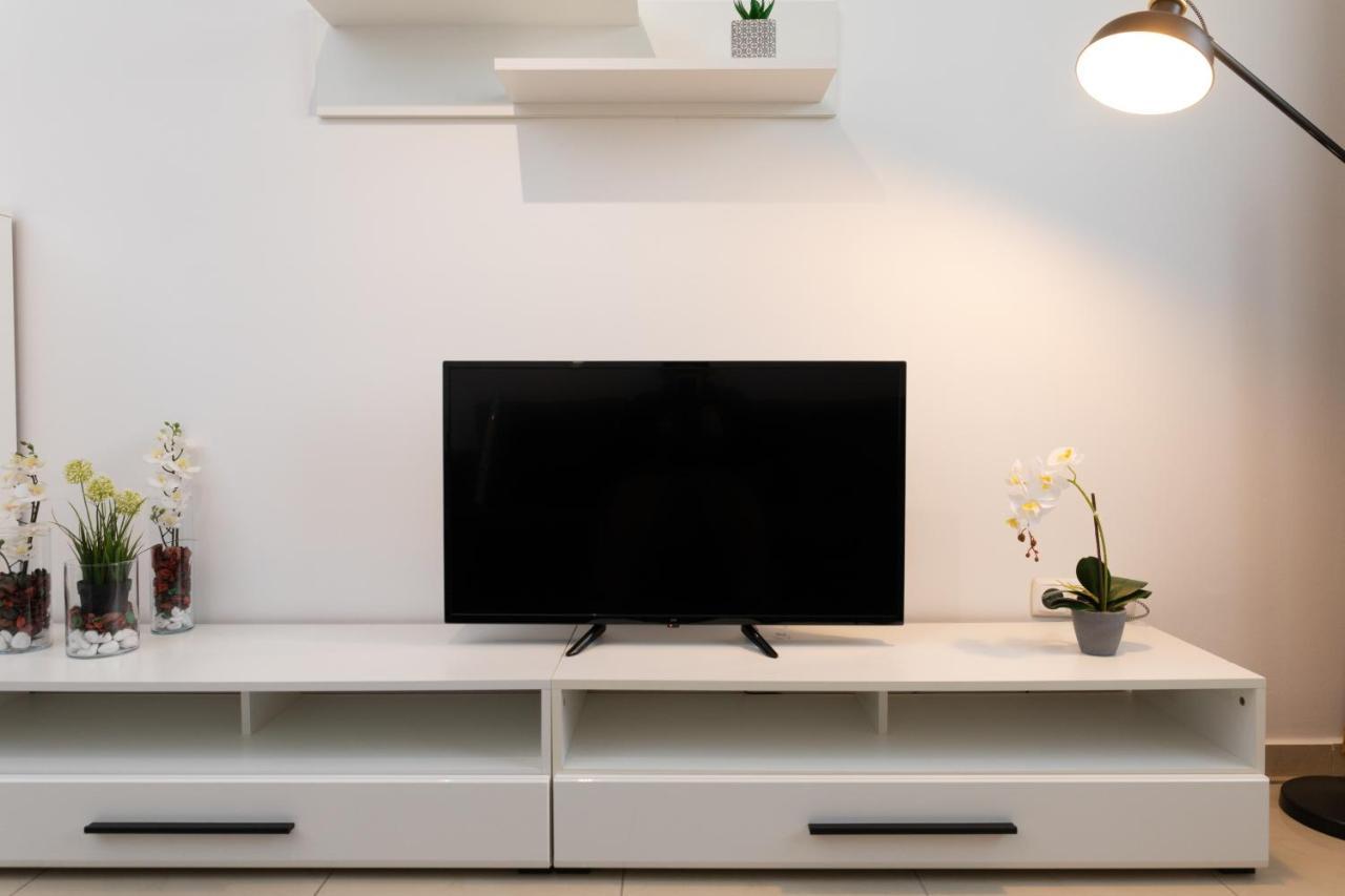 Nobel: Premium Two-Room Apartment In Bucharest'S City Center! Экстерьер фото