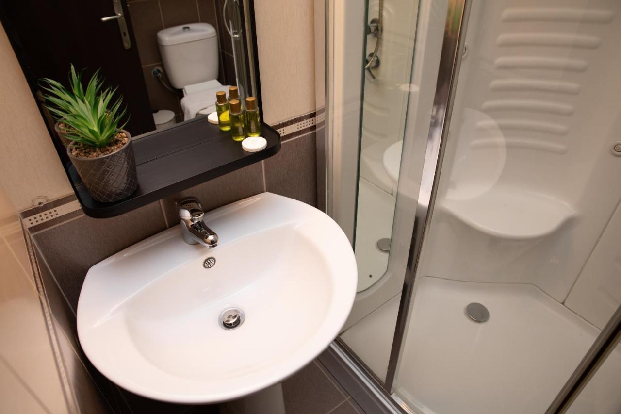 Nobel: Premium Two-Room Apartment In Bucharest'S City Center! Экстерьер фото