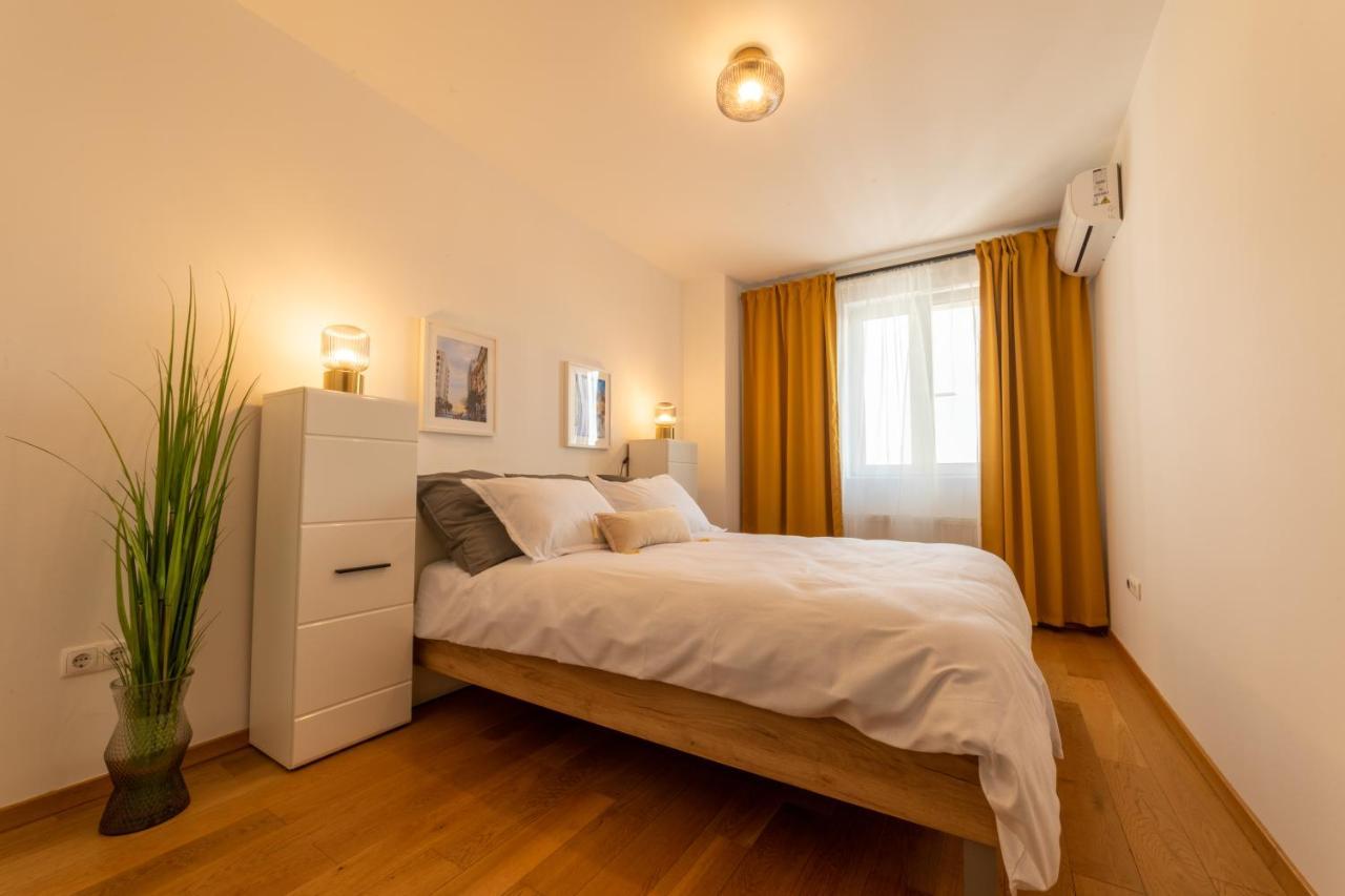Nobel: Premium Two-Room Apartment In Bucharest'S City Center! Экстерьер фото