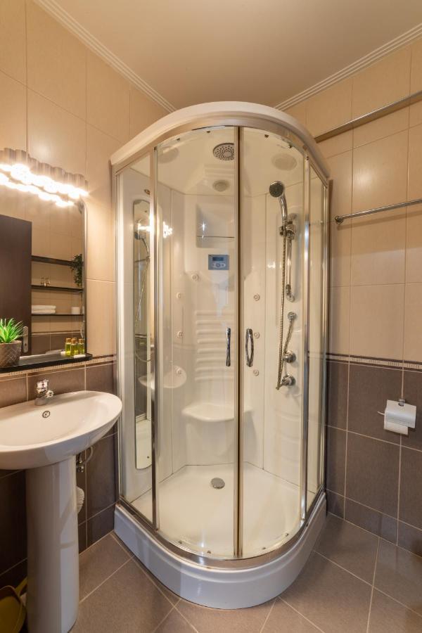 Nobel: Premium Two-Room Apartment In Bucharest'S City Center! Экстерьер фото